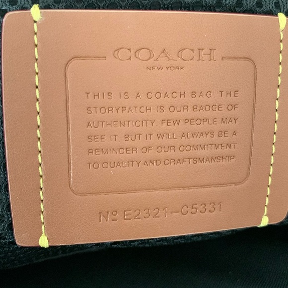 Coach Black Leather Gotham pack - Picture 4 of 7